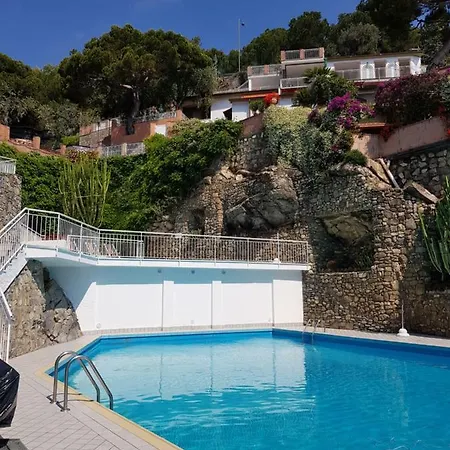 Apartman Sea Breeze Marina dʼAndora